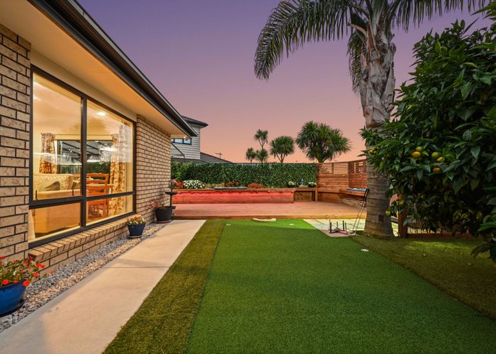  at 12 Chadwick Place, Rototuna North, Hamilton