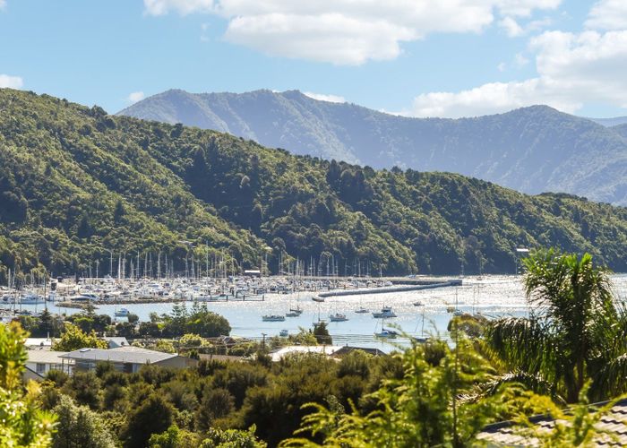  at 7 Matai Place, Waikawa, Picton