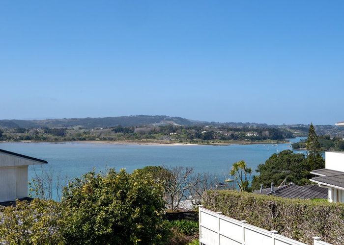 at 111A Pah Road, Cockle Bay, Auckland