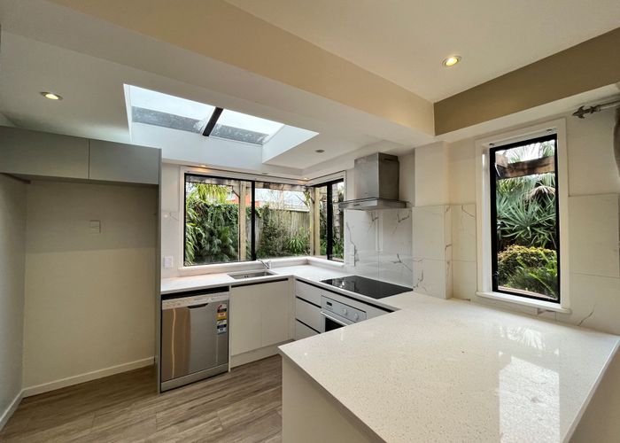  at 29 Belmont Terrace, Milford, North Shore City, Auckland