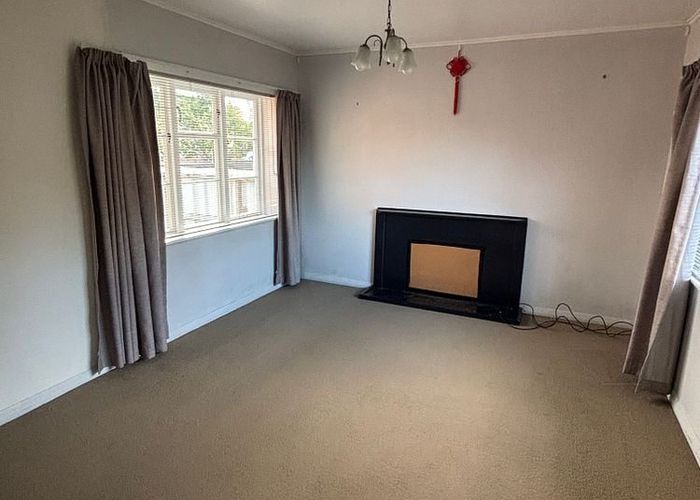  at 22 Fearon Avenue, Mount Roskill, Auckland City, Auckland