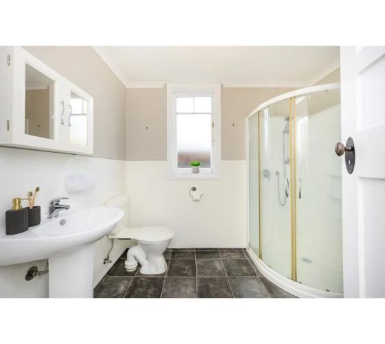  at 70 Chelwood Street, Takaro, Palmerston North, Manawatu / Whanganui