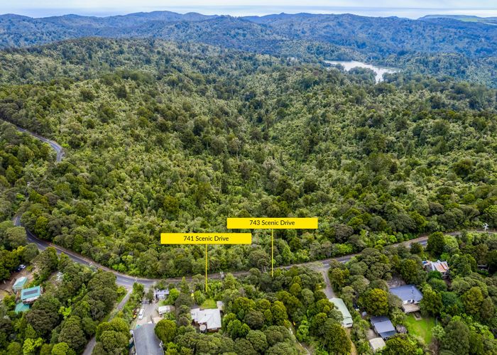  at 743 Scenic Drive, Henderson Valley, Auckland