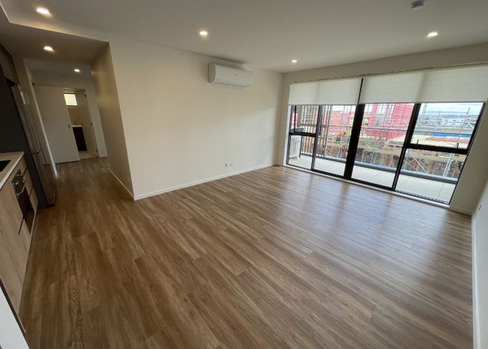 at 103/5 Newelm Lane, Flat Bush, Manukau City, Auckland