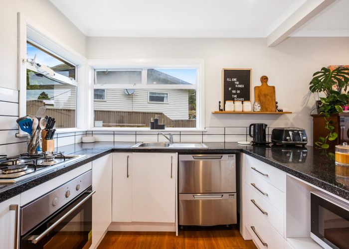  at 32 Ruthven Road, Wainuiomata, Lower Hutt