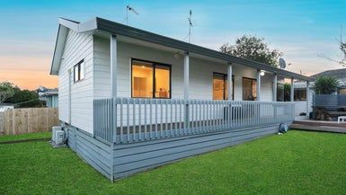 at 138A Barrack Road, Mount Wellington, Auckland