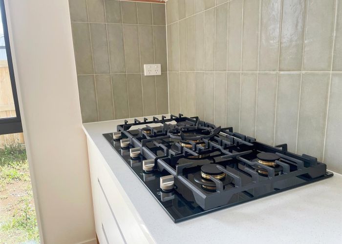  at 8 Ihi Place, Drury, Papakura, Auckland