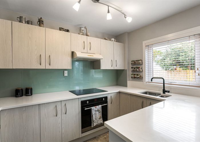  at 3/7 Harlston Road, Mount Albert, Auckland