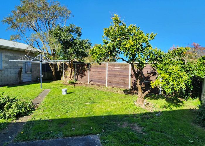  at 11 Holden Place, Papatoetoe, Manukau City, Auckland