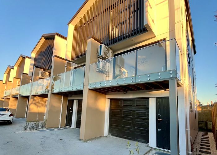 at Lot 3/1 Waters Place, New Lynn, Waitakere City, Auckland