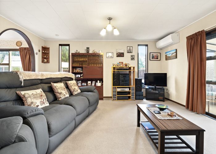  at 27 Dakota Place, Waldronville, Dunedin