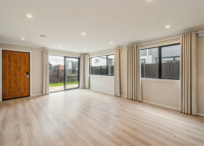  at 8 Desert Gold Lane, Wallaceville, Upper Hutt, Wellington