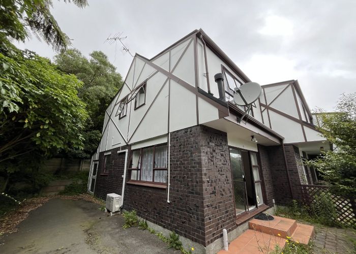  at 10/75 Delhi Crescent, Khandallah, Wellington