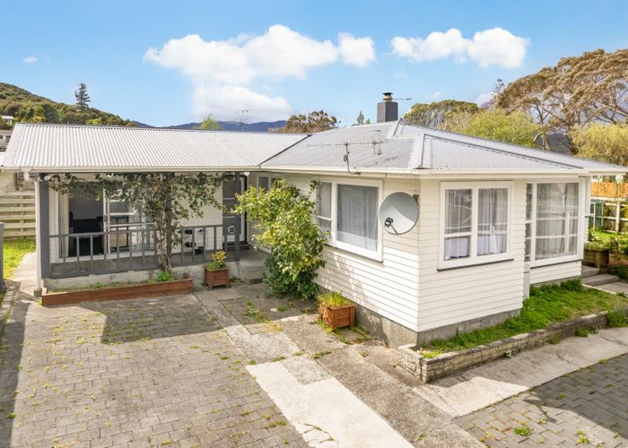 at 2 Meremere Street, Wainuiomata, Lower Hutt, Wellington