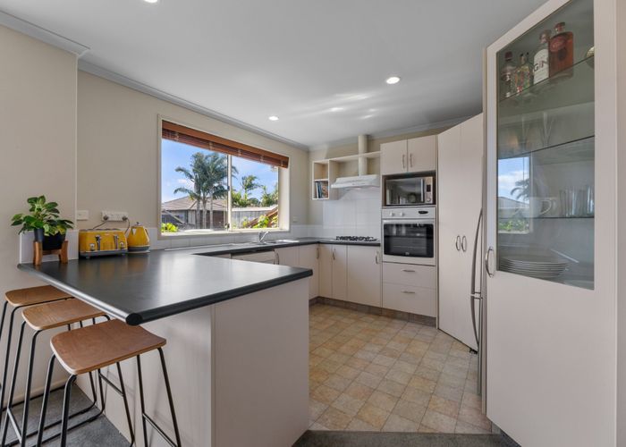 at 12 Beachmere Place, Papamoa, Tauranga, Bay Of Plenty