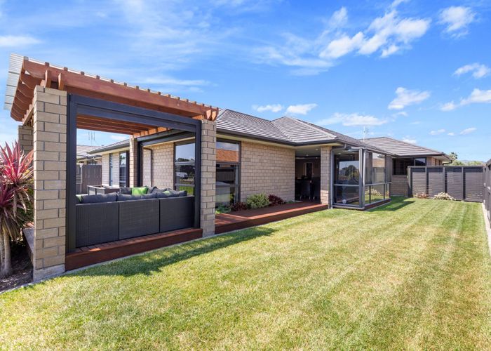  at 14 Tatahi Cove, Papamoa Beach, Papamoa