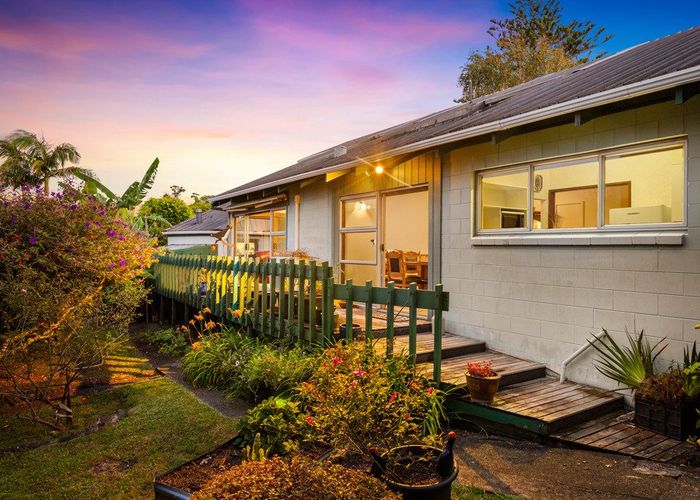  at 1/246 Titirangi Road, Titirangi, Waitakere City, Auckland