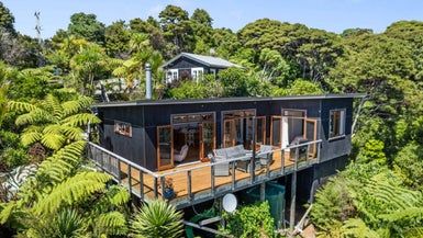  at 170 Piha Road, New Lynn