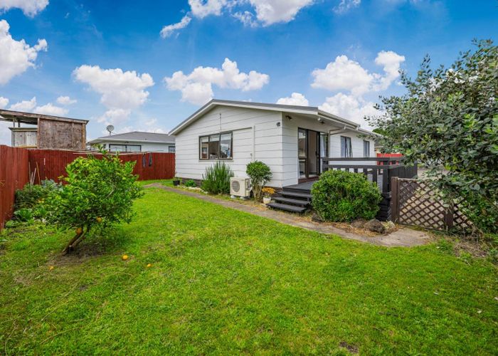  at 2/28 Gloucester Road, Manurewa, Manukau City, Auckland