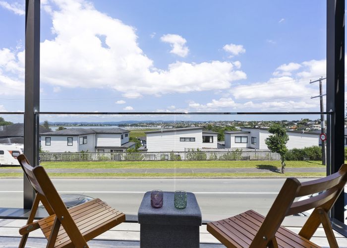  at 19/1 Scott Road, Hobsonville, Waitakere City, Auckland