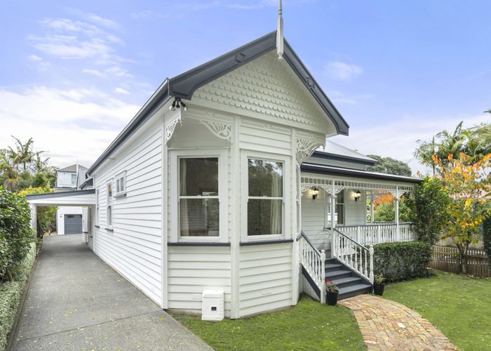  at 21 Reimers Avenue, Mount Eden, Auckland
