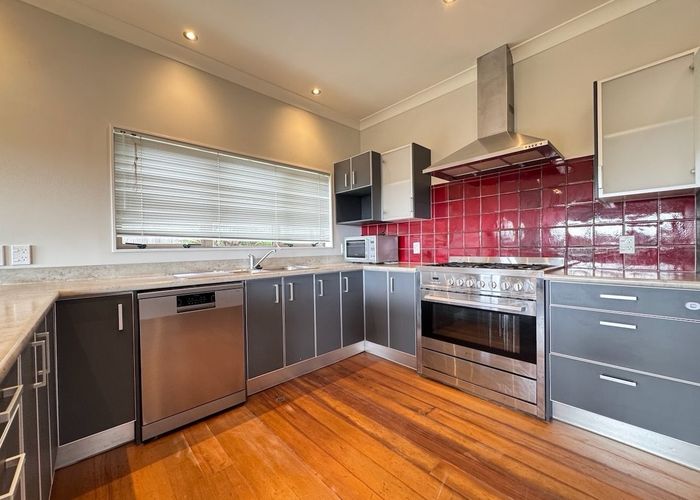  at 6 Port Lane, Whitby, Porirua, Wellington
