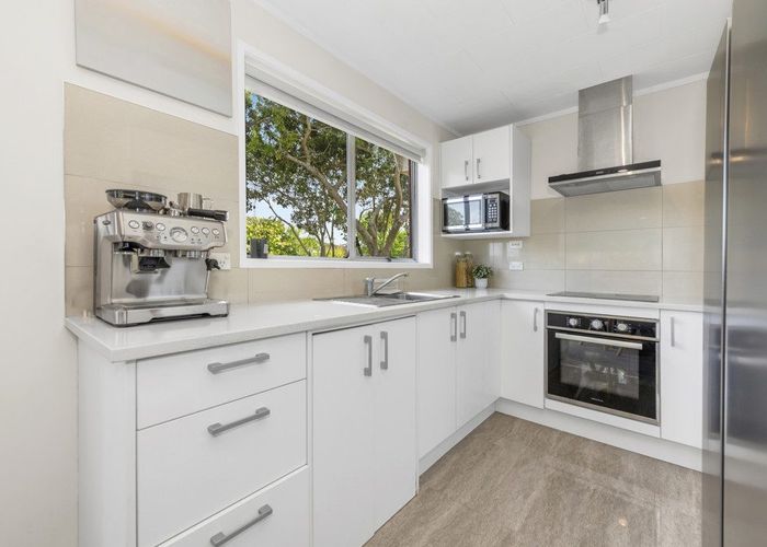  at 1/14 Chesley Place, Half Moon Bay, Manukau City, Auckland