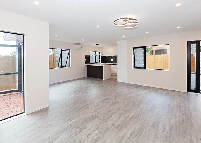  at 28A Flanshaw Road, Te Atatu South, Auckland