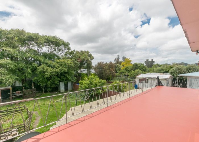  at 62A McIntyre Road, Mangere Bridge, Manukau City, Auckland
