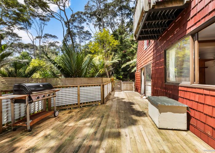  at 78 Mountain Road, Henderson Valley, Auckland