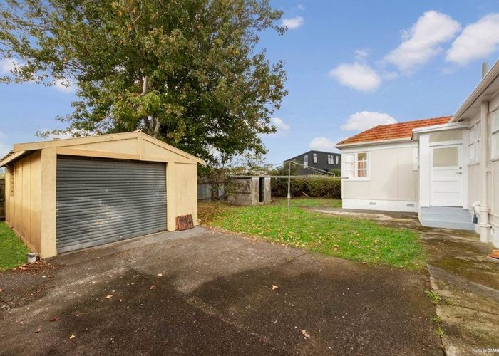  at 131 Hendon Ave, Mount Albert, Auckland City, Auckland