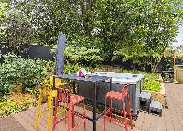  at 37 Rewa Road, Maraetai, Auckland