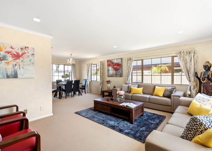 at 85 Middlefield Drive, Flat Bush, Auckland