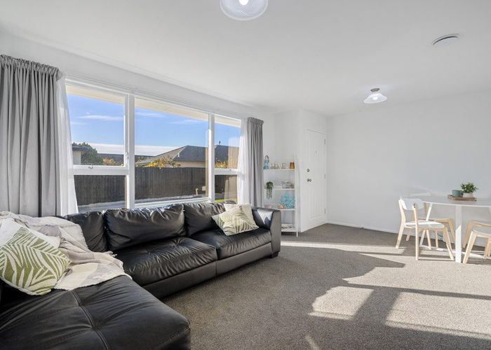  at 2/161 Beach Road, North New Brighton, Christchurch City, Canterbury