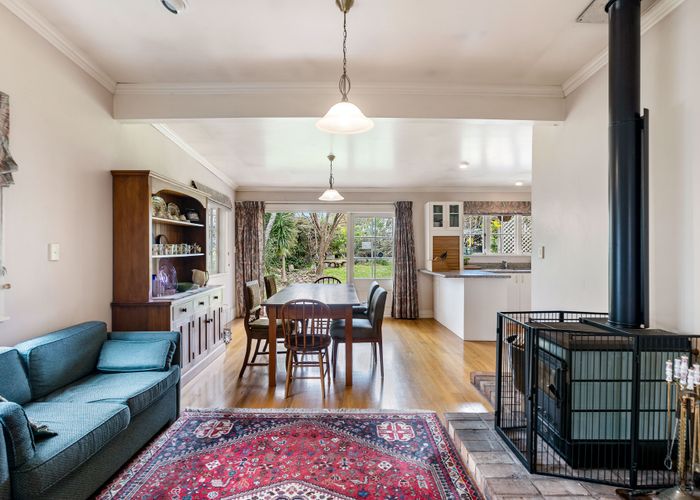  at 23 Mountain View Road, Morningside, Auckland