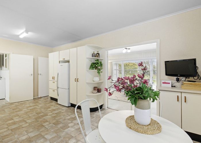  at 214 Waddington Drive, Naenae, Lower Hutt, Wellington