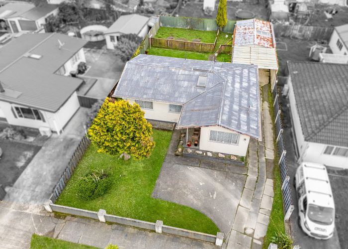  at 271 Wellington Road, Wainuiomata, Lower Hutt