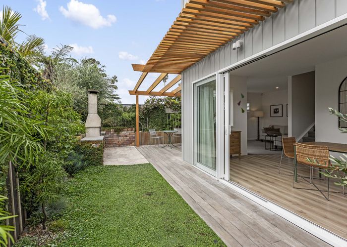  at 8/27 Dunkirk Road, Panmure, Auckland City, Auckland