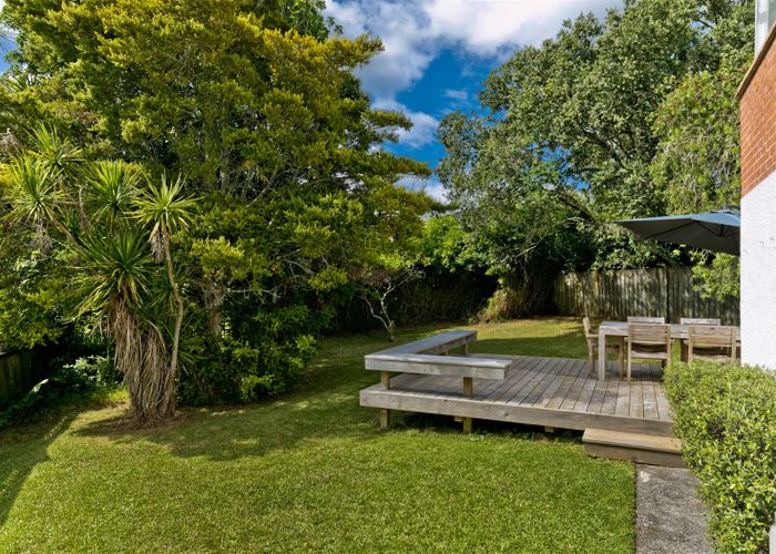  at 18 Hartley Terrace, Massey, Auckland