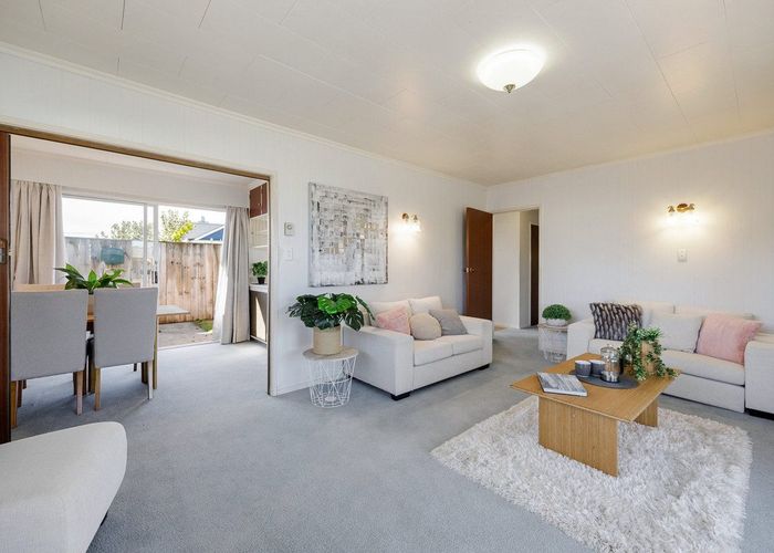  at 32D Campbell Street, Leamington, Cambridge