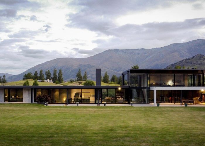  at 2 Todd Lane, Lake Hayes, Queenstown