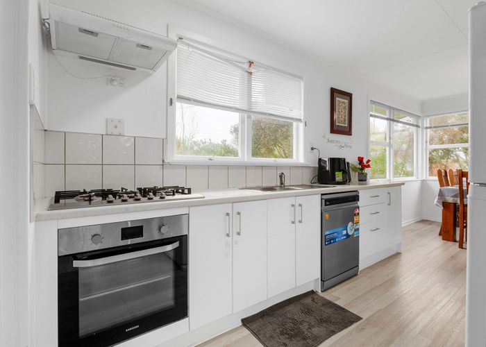  at 104 Collins Road, Melville, Hamilton, Waikato