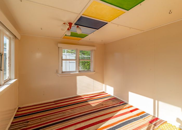  at 7 Muapoko Street, Himatangi Beach
