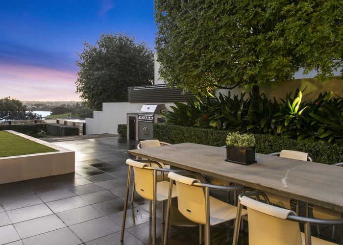  at 8/258 Hurstmere Road, Takapuna, Auckland