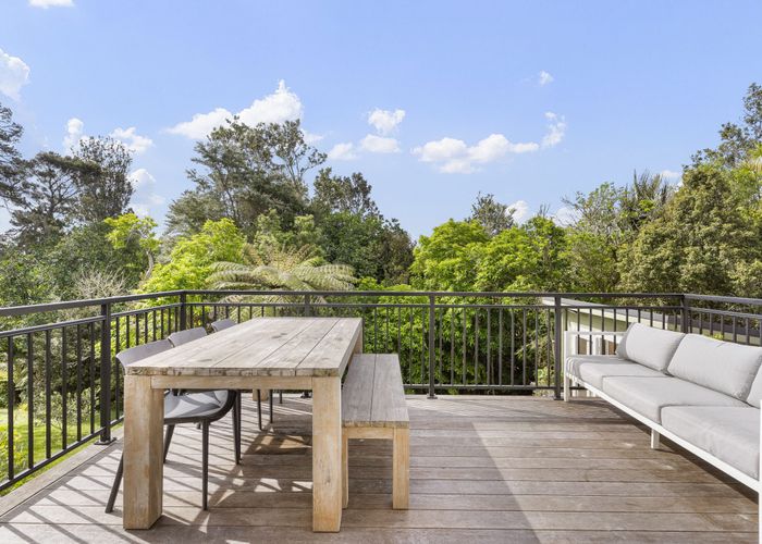  at 1/21 Capilano Place, Glenfield, North Shore City, Auckland