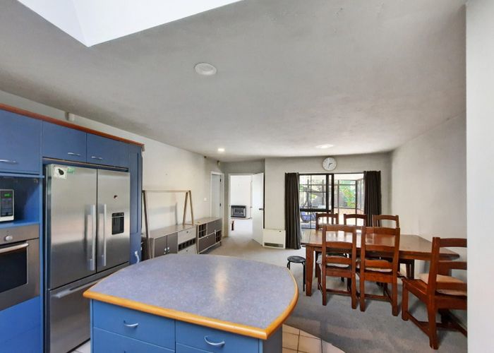  at 466 Avonhead Road, Avonhead, Christchurch City, Canterbury