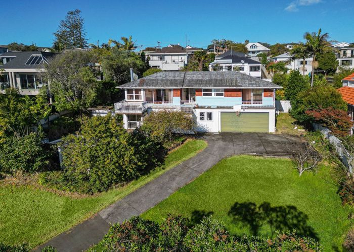  at 24 Prospect Terrace, Milford, North Shore City, Auckland