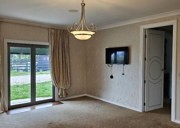  at 35 Lochiel Road, Rukuhia, Hamilton