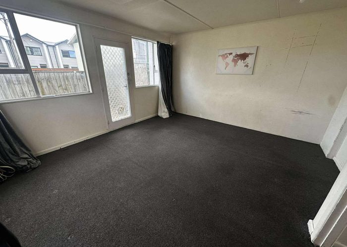  at 5/100 Martin Street, Wallaceville, Upper Hutt, Wellington