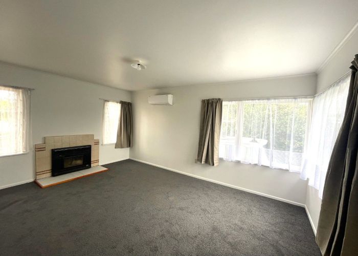 at 11 Robyn Place, Mangere East, Manukau City, Auckland